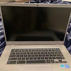Samsung Chromebook XE350XBA - Fully Functional, Good Condition, with Charger